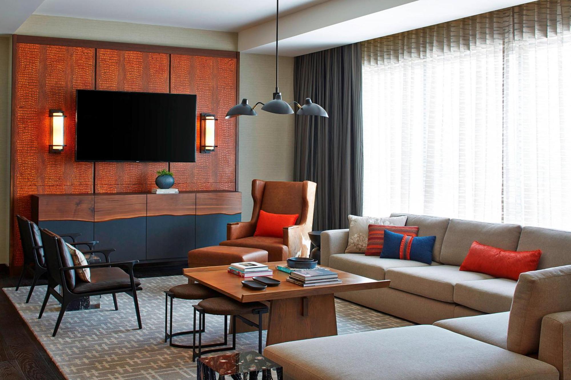 Renaissance Dallas At Legacy West Hotel 4*