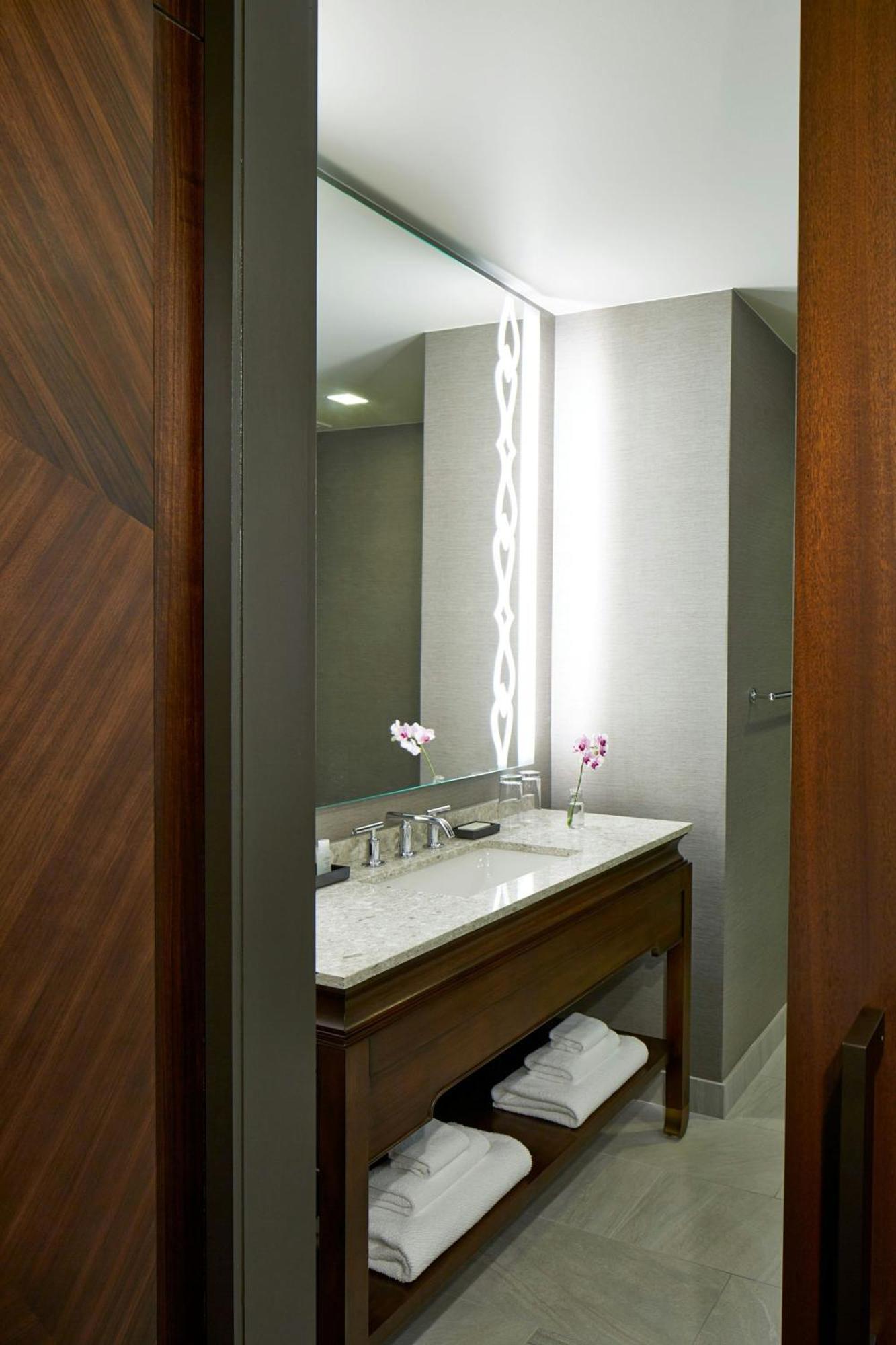 Renaissance Dallas At Legacy West 4* Plano