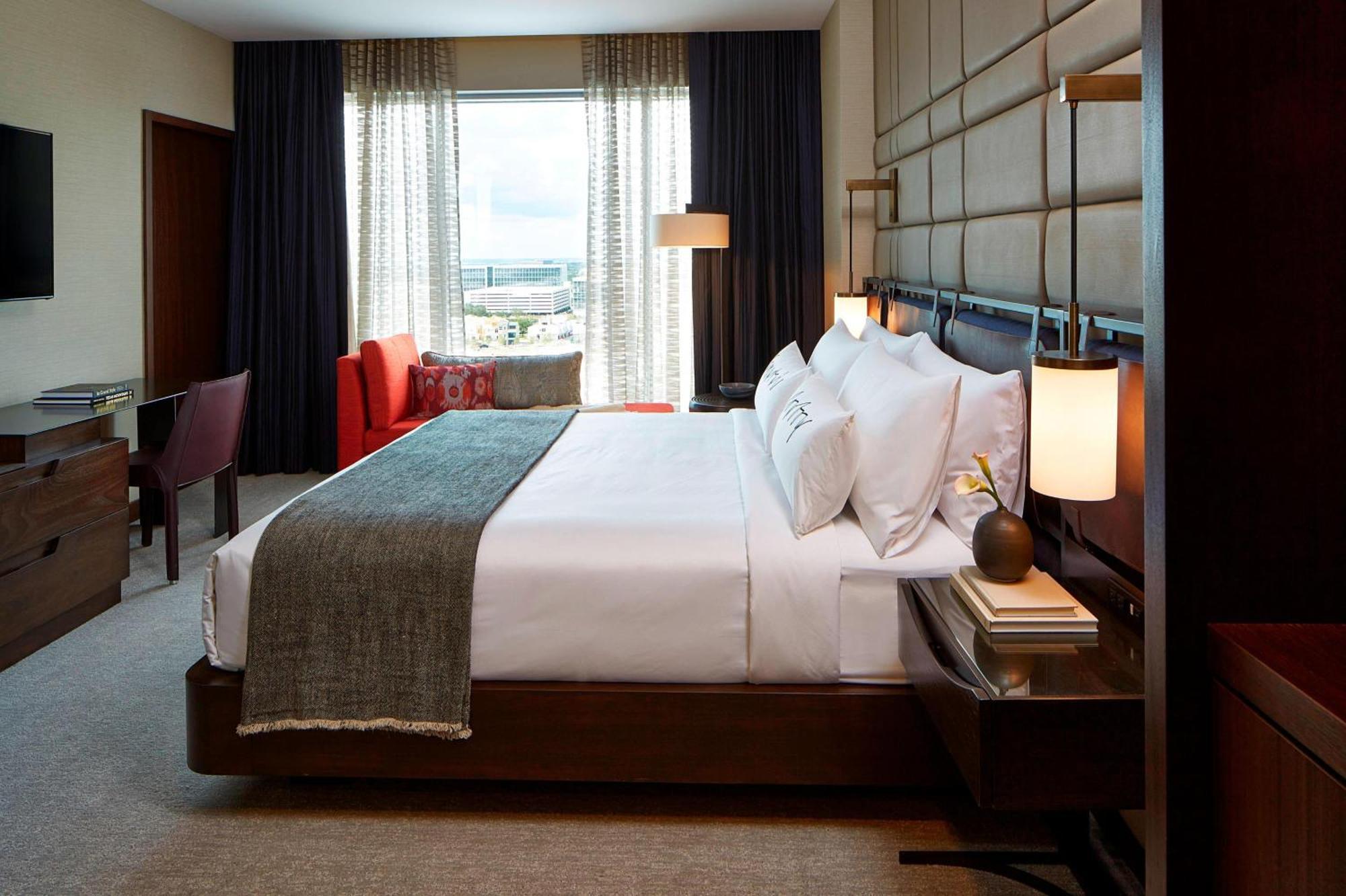 Hotel Renaissance Dallas At Legacy West Plano