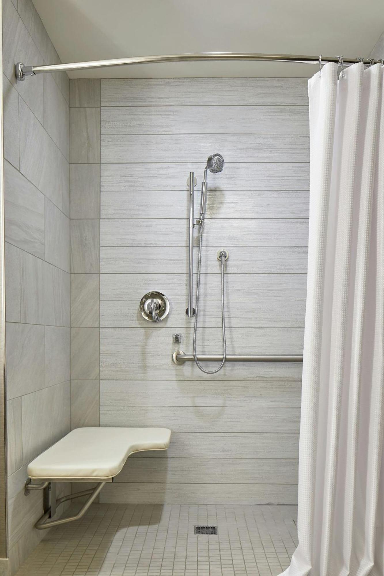 Renaissance Dallas At Legacy West 4*